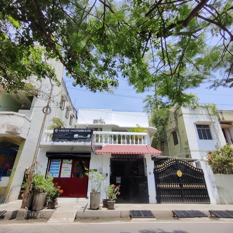 White Villa Guest House Pondicherry Exterior photo